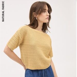 RW&CO short sleeve sweater